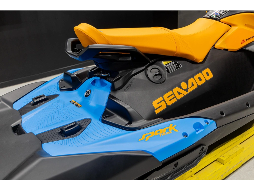 2026 Sea-doo Spark Trixx 3 Up Sound System 66tf alt