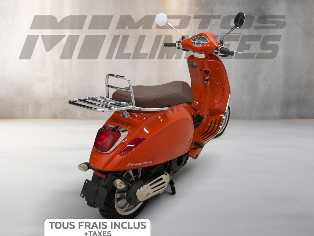 Vespa Primavera 150 2021 alt
