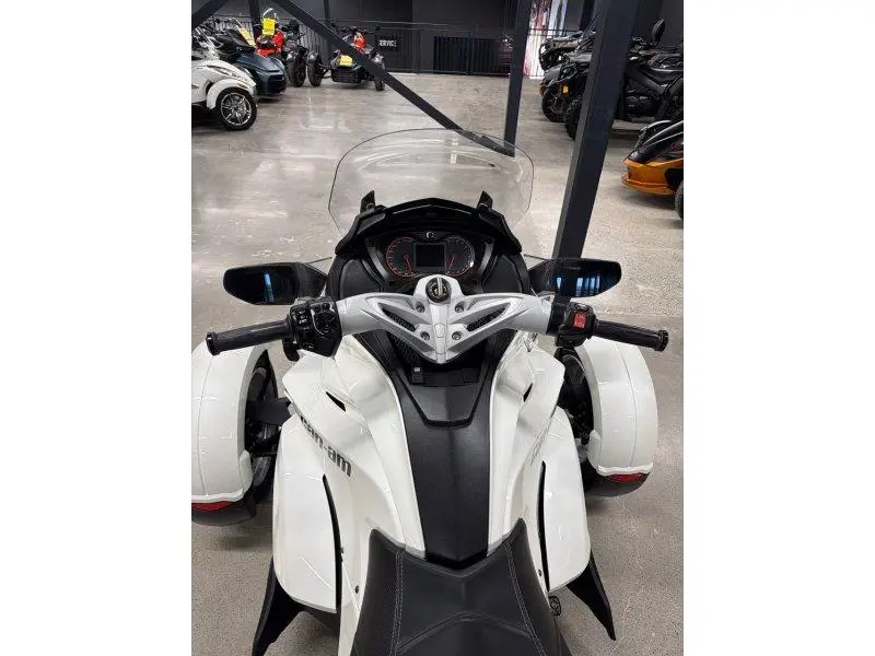 Can-Am Spyder ST 2014