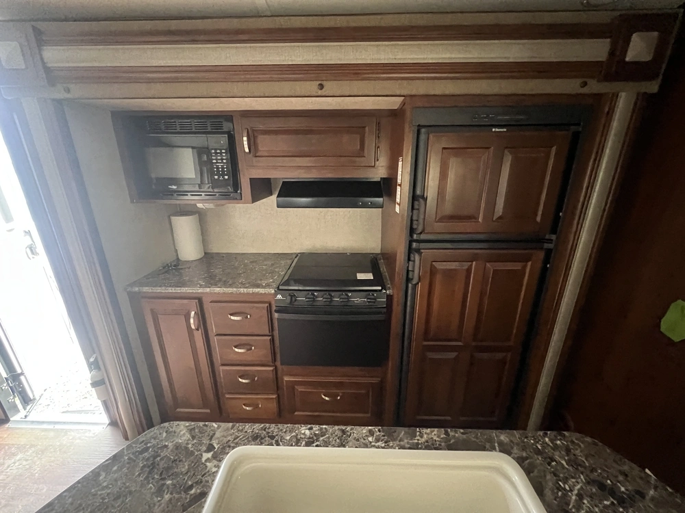 2015 Keystone Rv Laredo 299 Bh alt