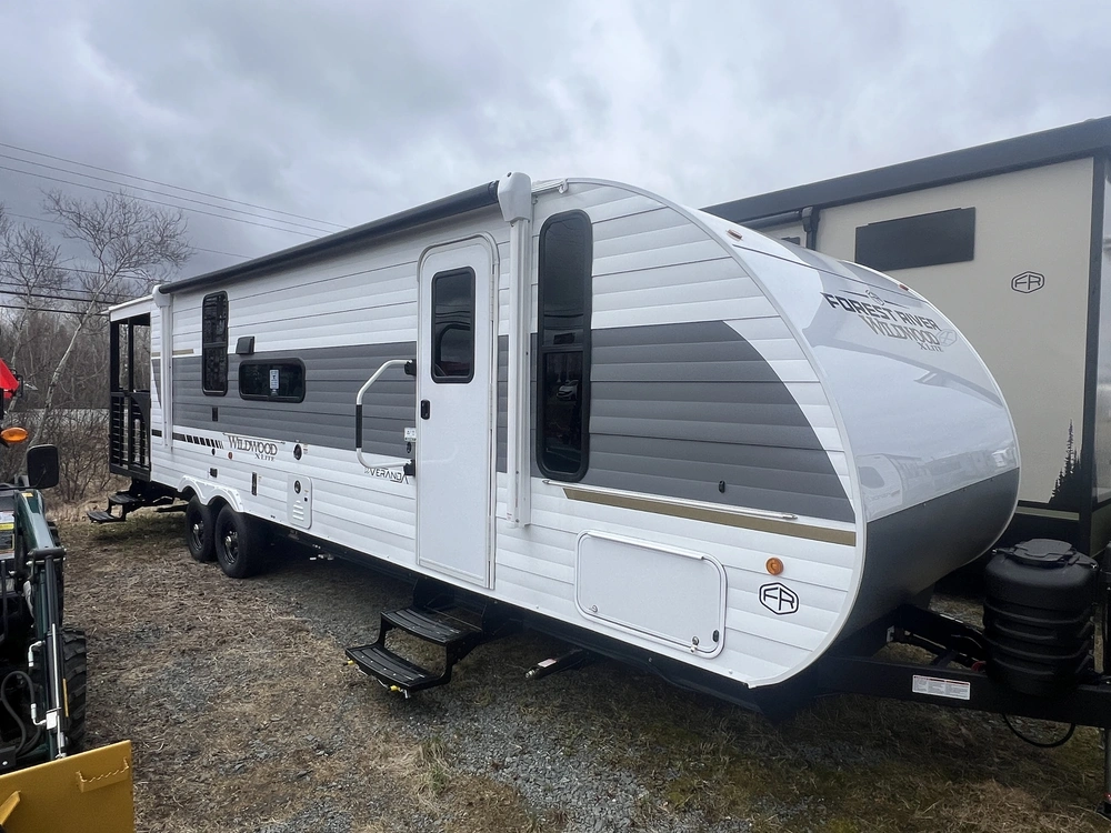 2025 Forest River Wildwood X-lite 22 Veranda alt