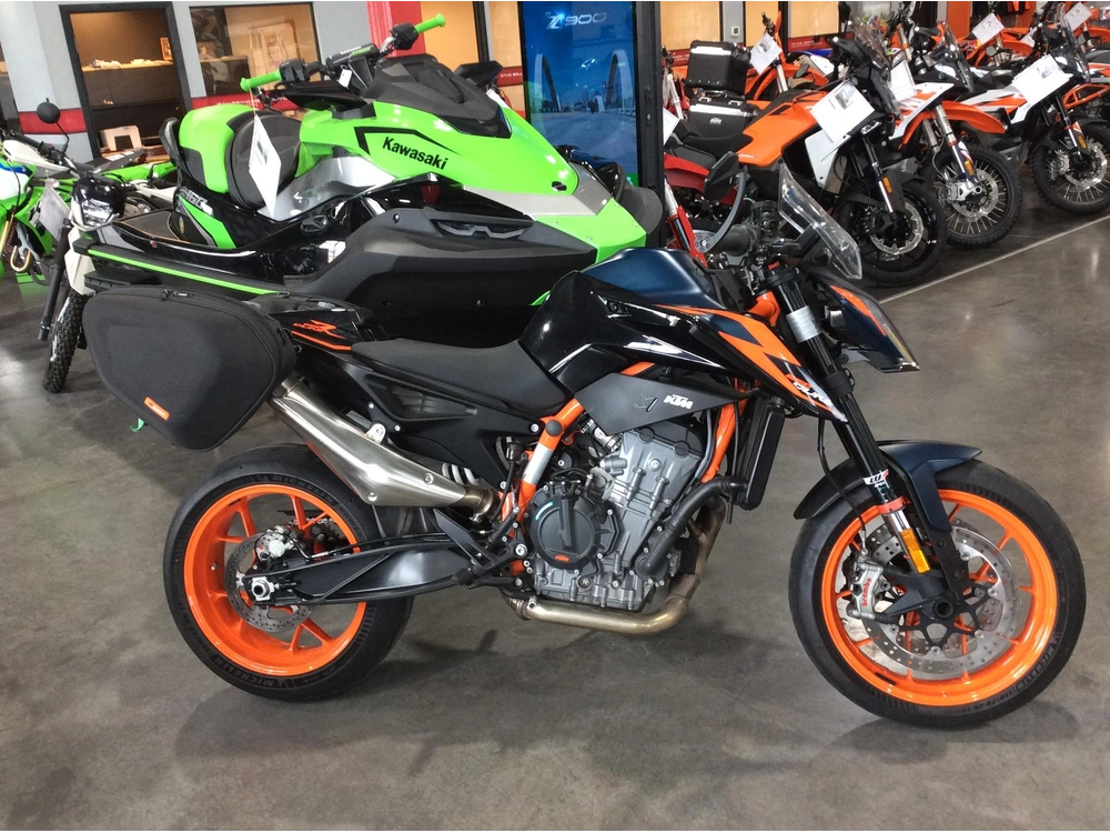 Ktm Duke 890r 2023 alt