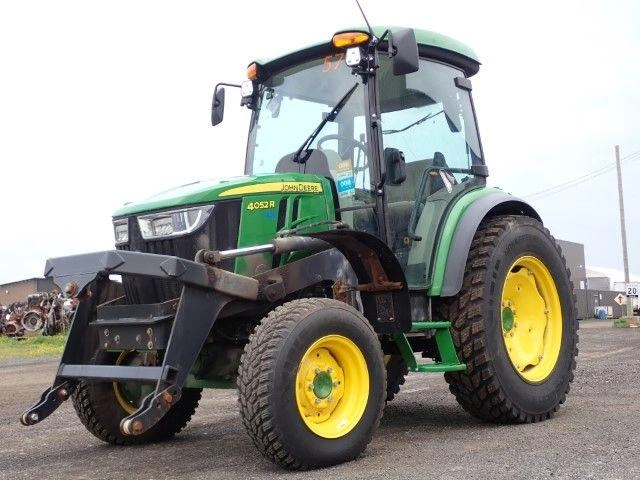2024 John Deere 4052r