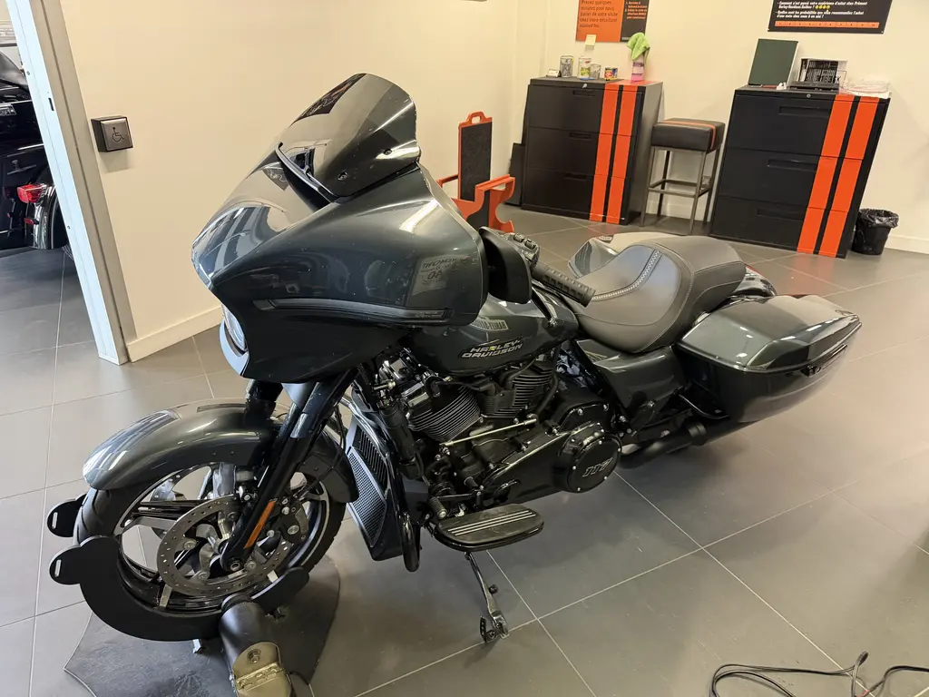 2025 Harley-Davidson FLHX Street GlideFLHX