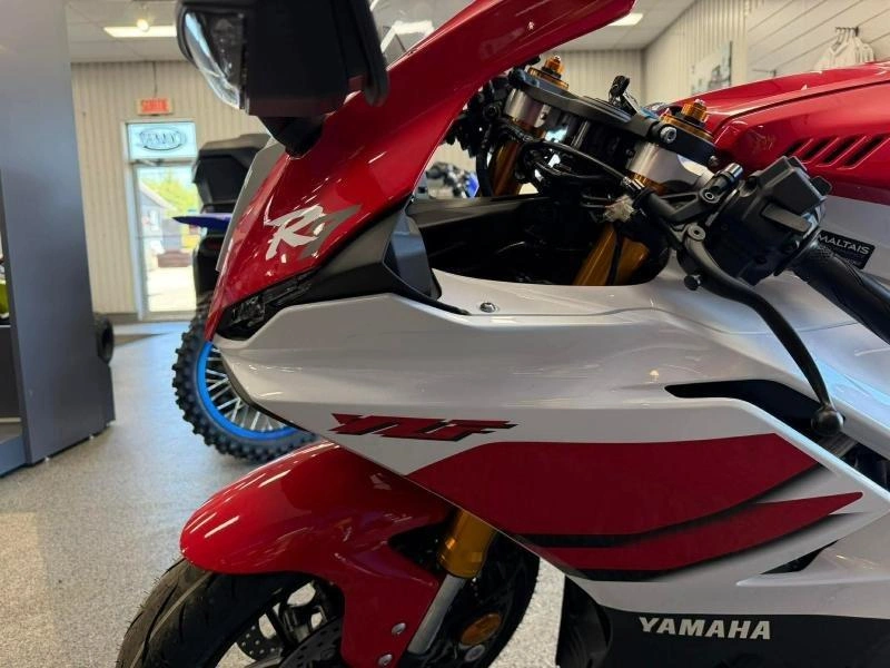 2026 Yamaha Yamaha Yzf-r7 70e Anniversaire alt