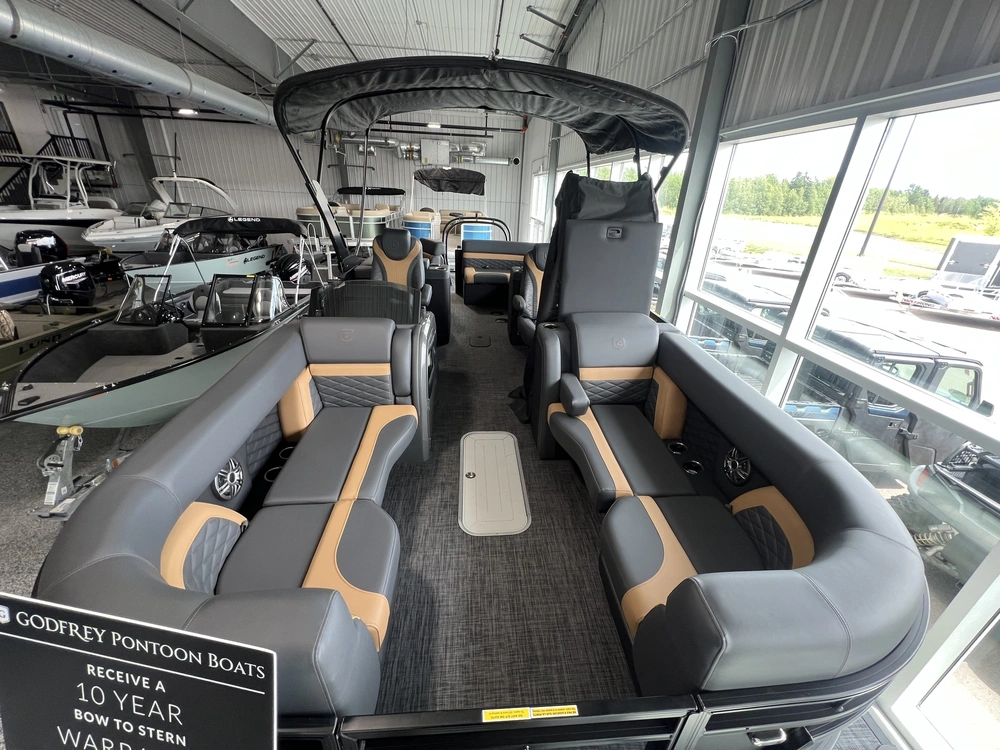 2026 Godfrey Marine Mc235ulc alt