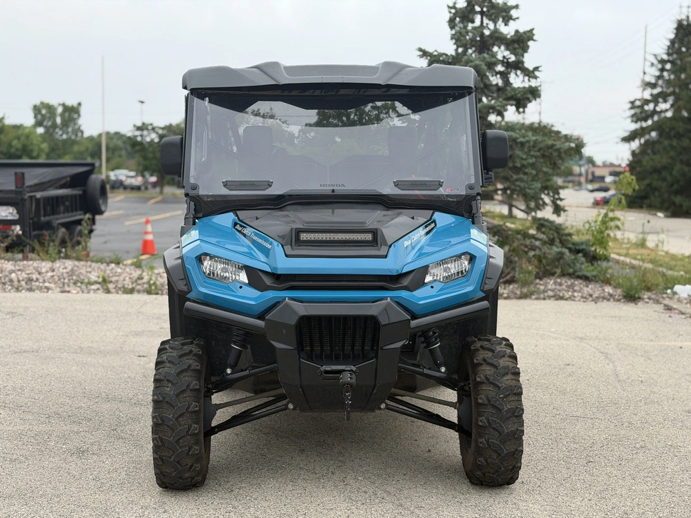 2025 Honda Pioneer 1000-5 alt