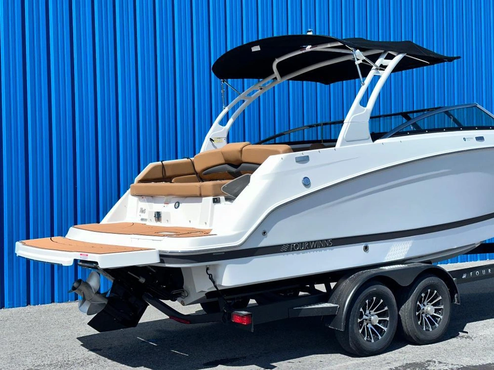 Four Winns Hd5 Mercruiser 6.2l / Bravo 3 2025 alt
