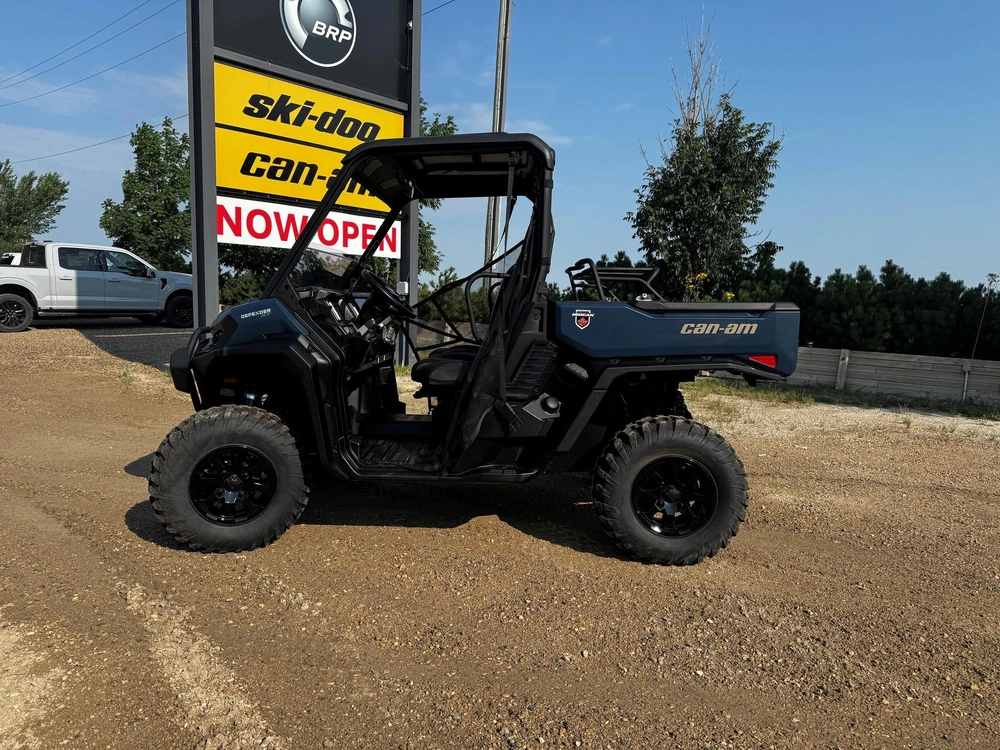 2026 Can-am Defender Xt Hd11 With 10.25" alt