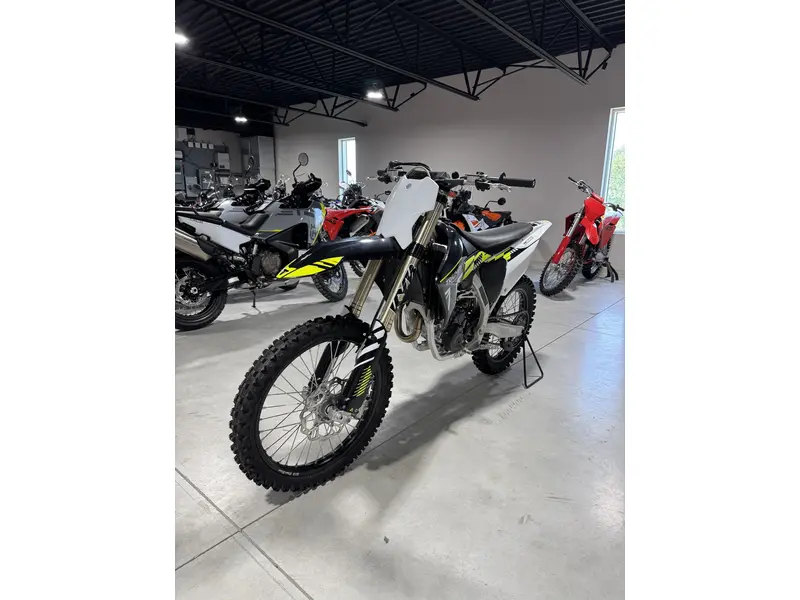 Triumph TF 250-X 2025