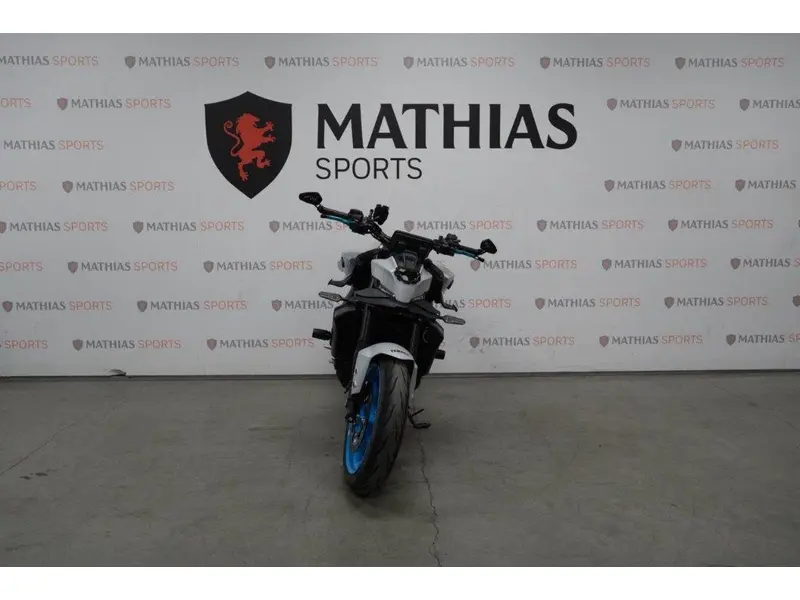 2025 Yamaha Mt-09 alt
