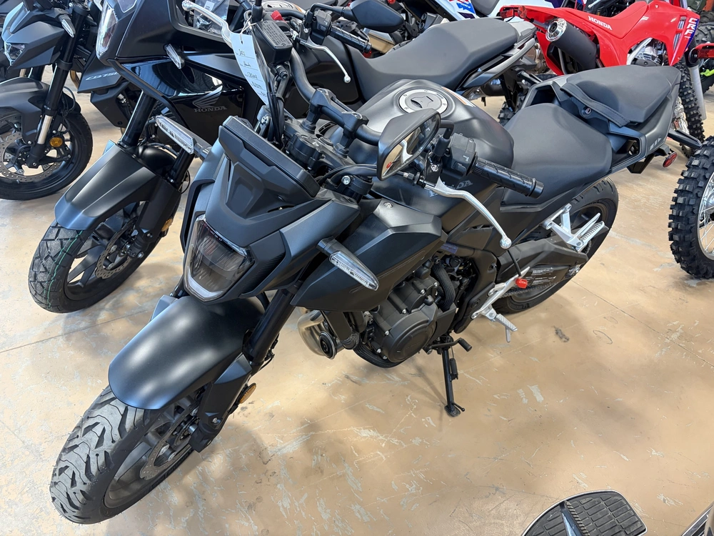 2025 Honda Cb500f Abs - Matte Black Metallic alt