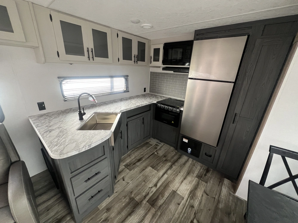 2025 Dutchmen Aspen Trail 2880rks alt