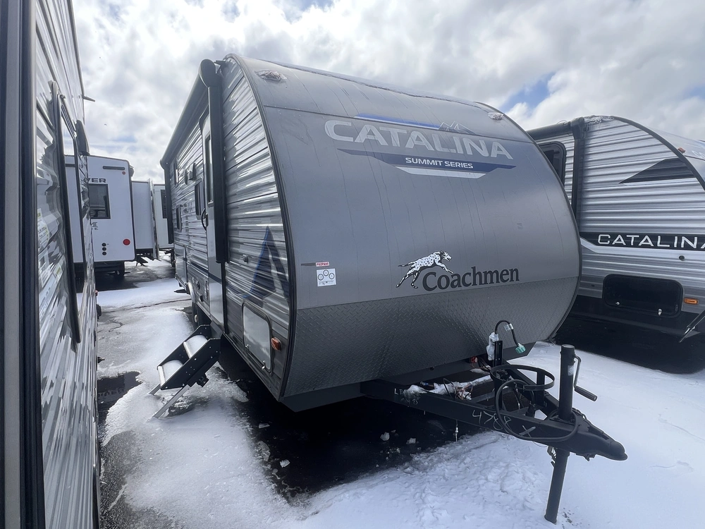 2023 Coachmen Catalina 184bhs alt