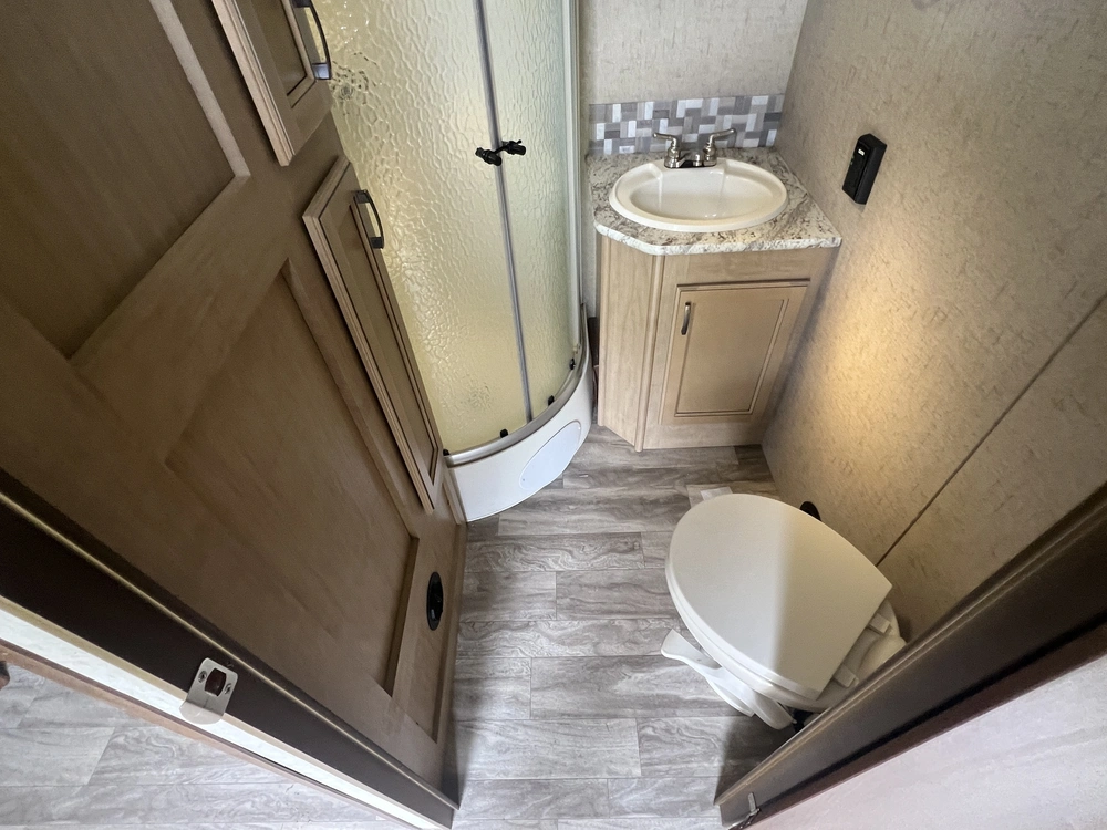 2018 Highland Ridge Rv Open Range 272 Rls alt