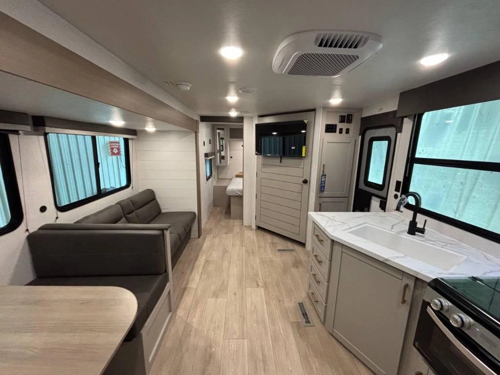 Jayco Jay Flight 265mws 2027 alt