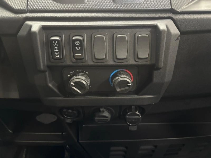 2026 Polaris Polaris Ranger 1000 Premium Cab alt