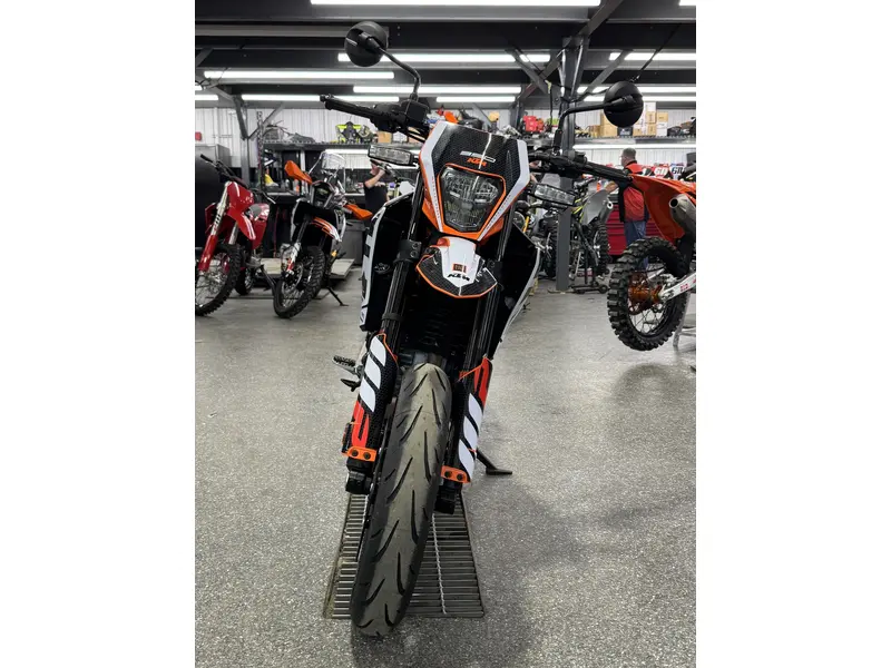 KTM 390 SMC R 2026
