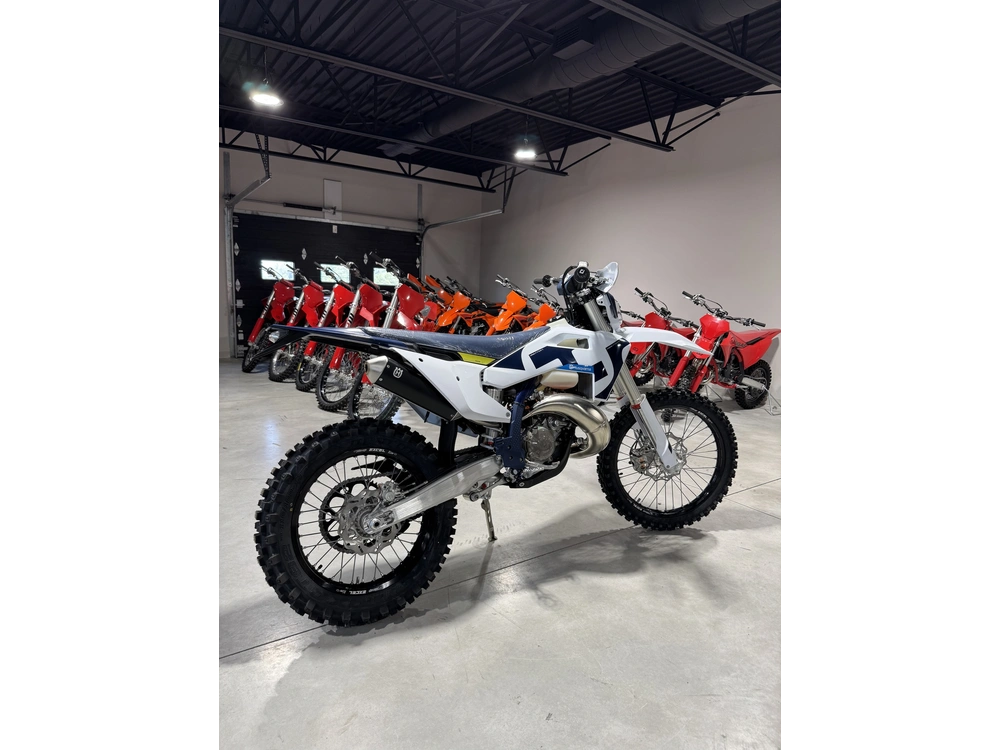 Husqvarna Te 300 2026 alt