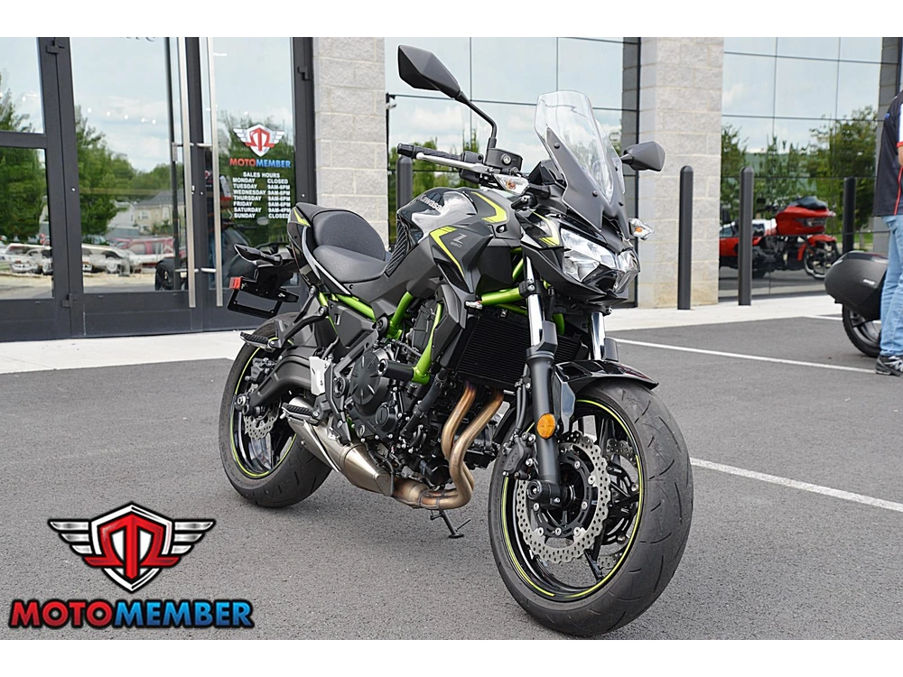 2022 Kawasaki Z650 alt