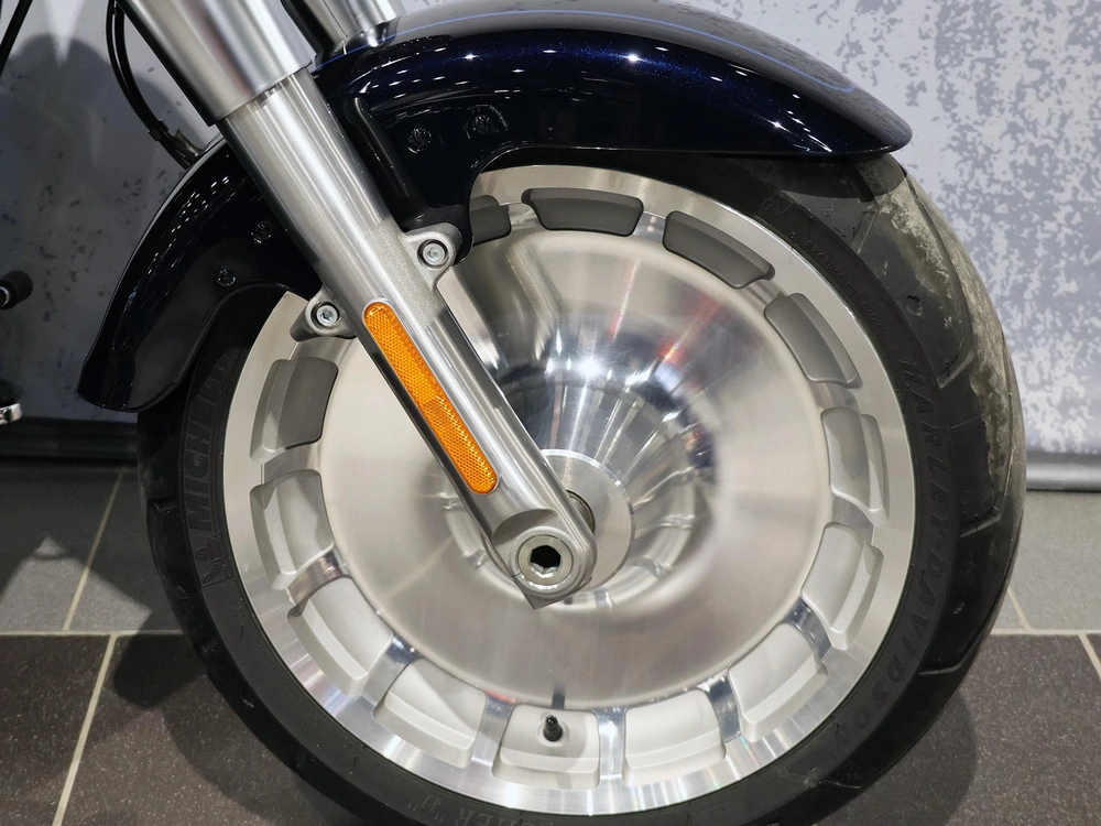 Harley-Davidson Fat Boy FLFBS 2019 — photo 6