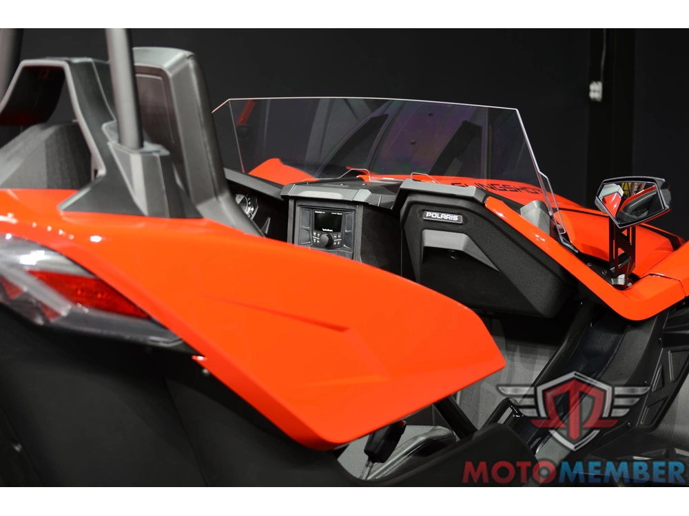 2026 Slingshot Slingshot® S Autodrive Slingshot Red alt