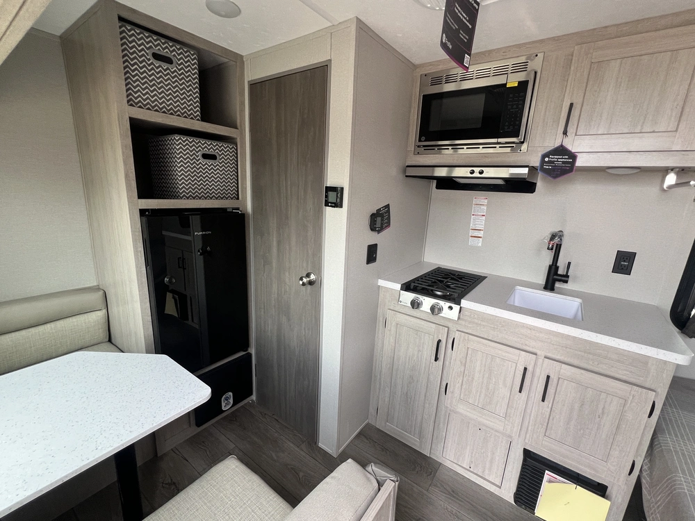 2026 Coachmen Catalina 134rdx alt