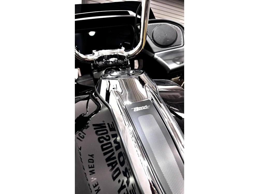Harley-davidson Road Glide 2025 alt
