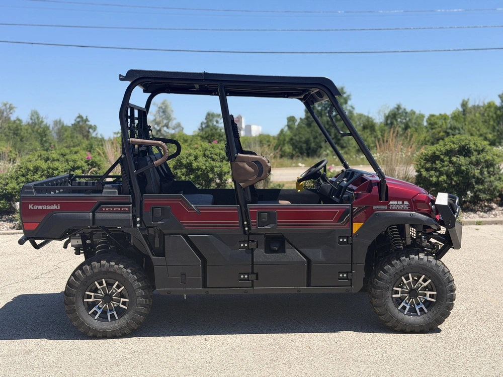 2026 Kawasaki Mule Pro-fxt™ 1000 Platinum Ranch Edition alt