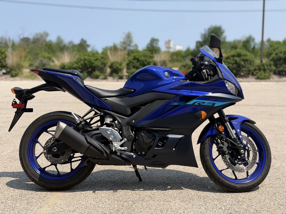 2024 Yamaha Yzf-r3 alt