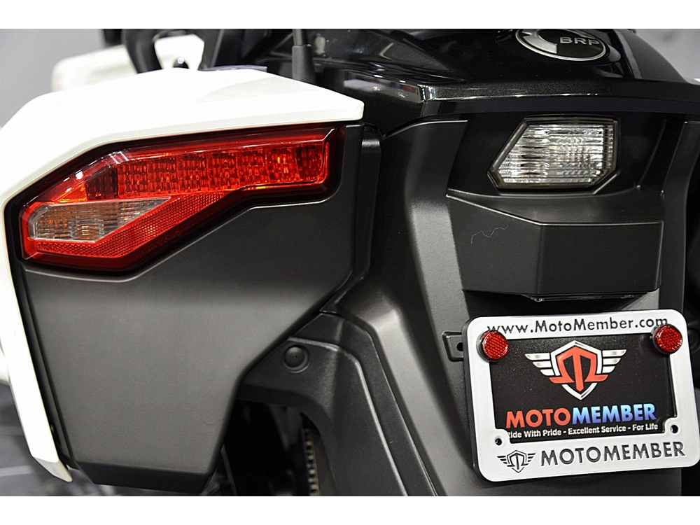 2016 Can-am Spyder F3-t Manual alt