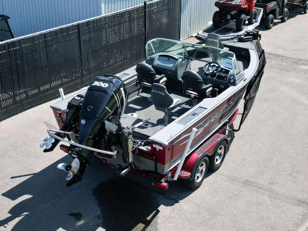 2011 Lund 2075 Pro V alt
