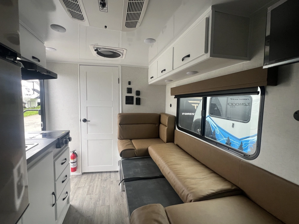 2026 Modern Buggy Rv Country Born 17 alt