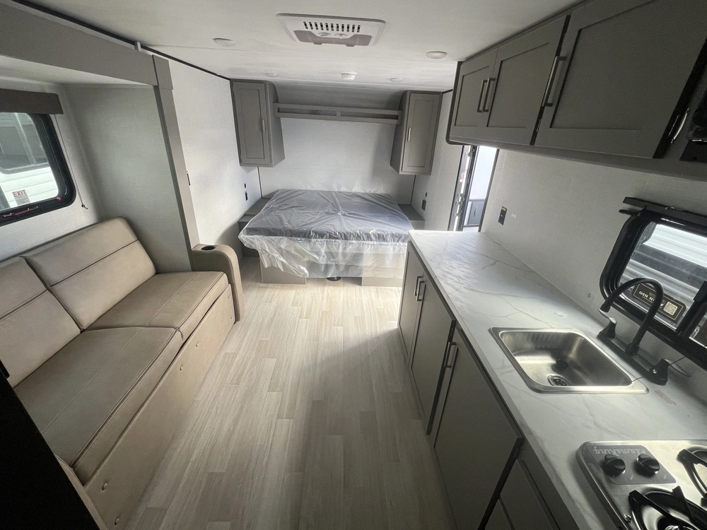 2026 Keystone Rv Hideout 195rbs alt