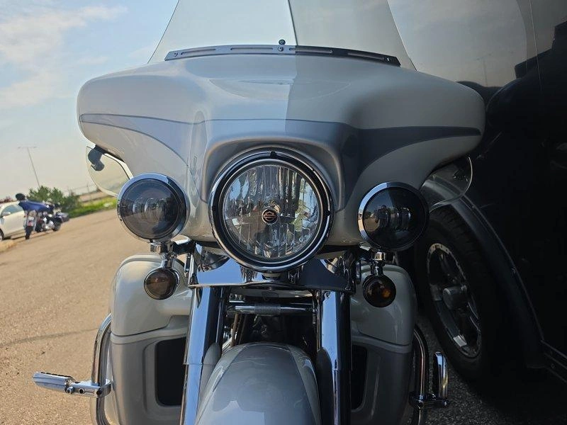 2008 Harley-davidson Flhtcuse - Screamin' Eagle Electra Glide Ultra Classic alt