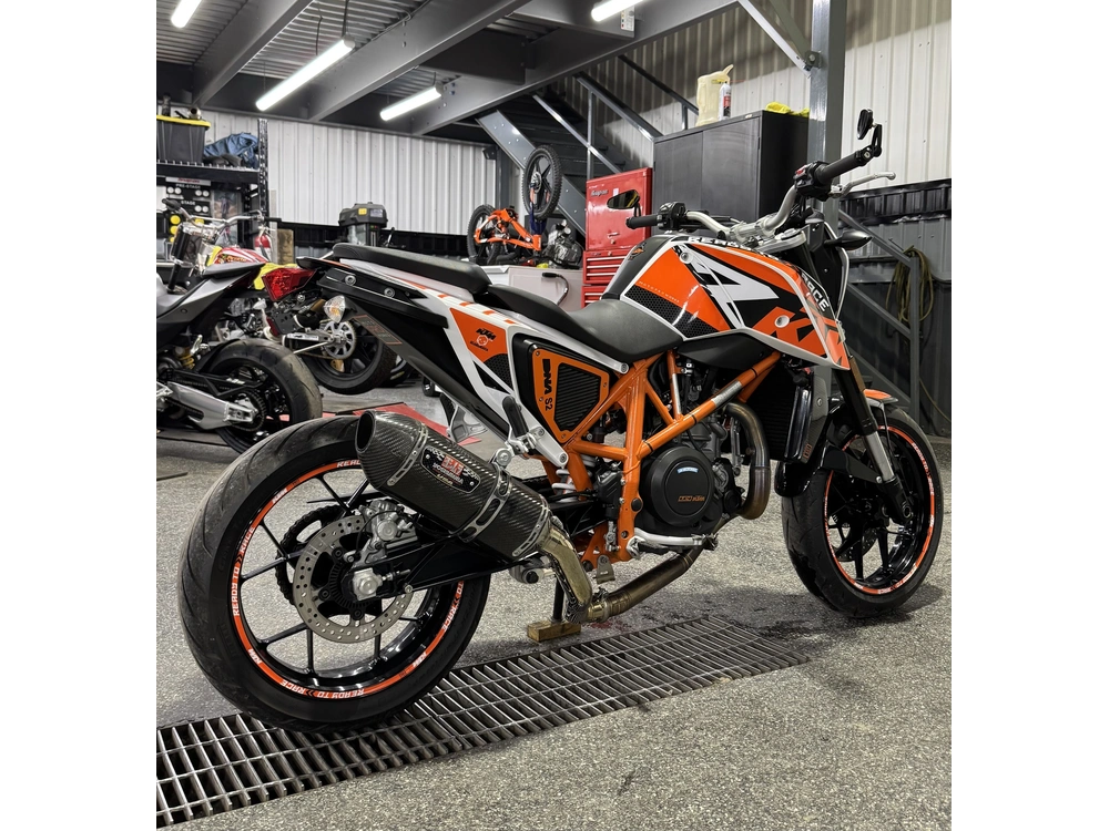 2017 Ktm Duke 690 alt