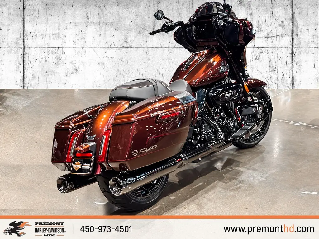 Harley-Davidson CVO Street GlideFLHXSE 2024