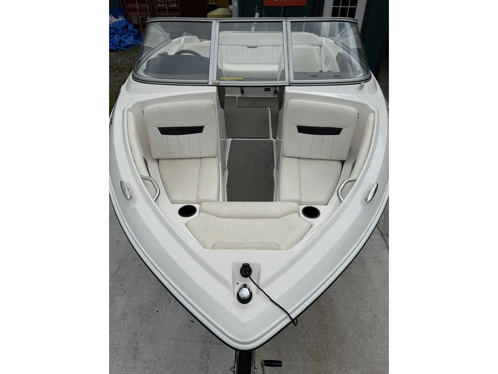 2007 Regal 1900 alt