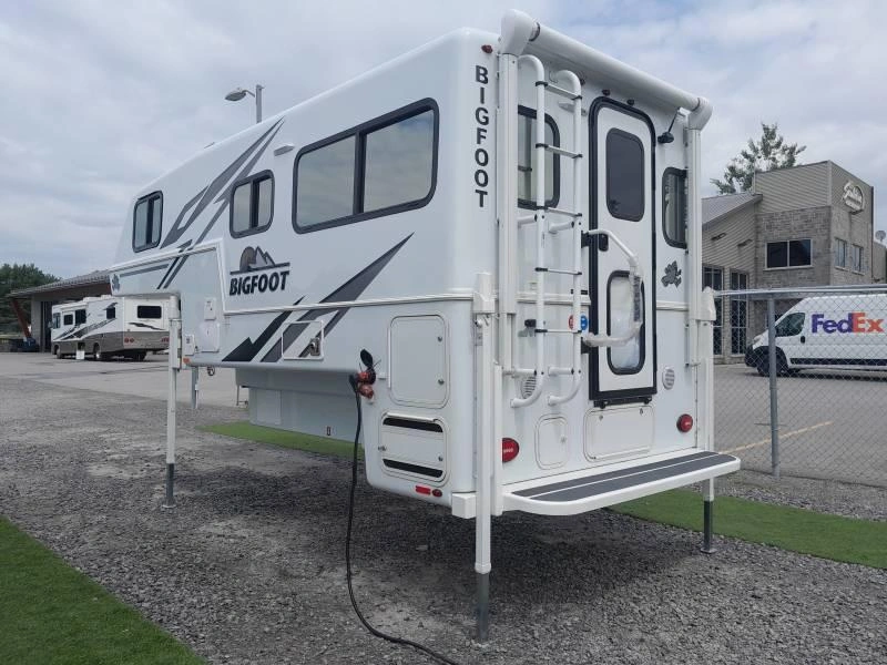 Bigfoot Rv Bigfoot 25c10.4 2027 alt
