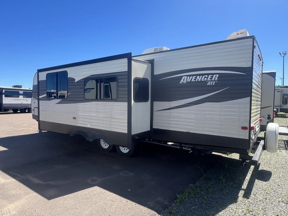 2017 Prime Time Avenger 27dbs alt