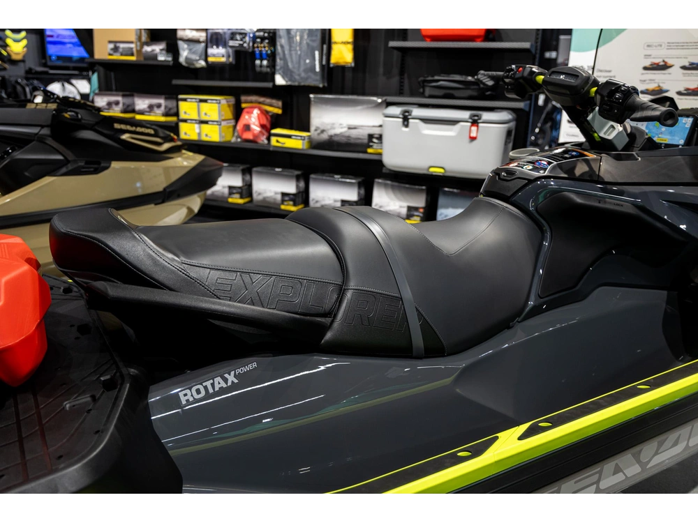 2026 Sea-doo Explorer Pro 230hp 16ta alt