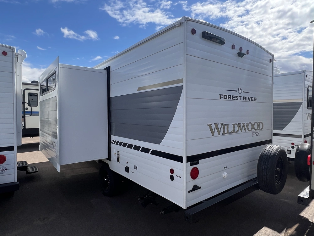 2026 Forest River Wildwood 177ice alt