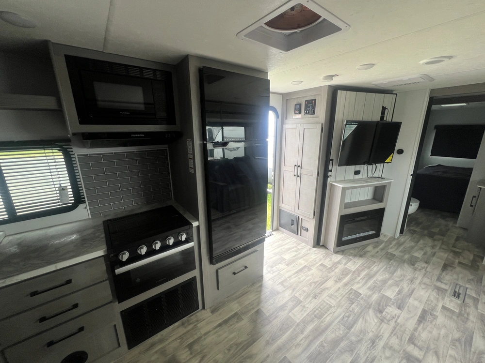 2024 Keystone Rv Dutchmen Kodiak Ultimate 2921 Fkds alt