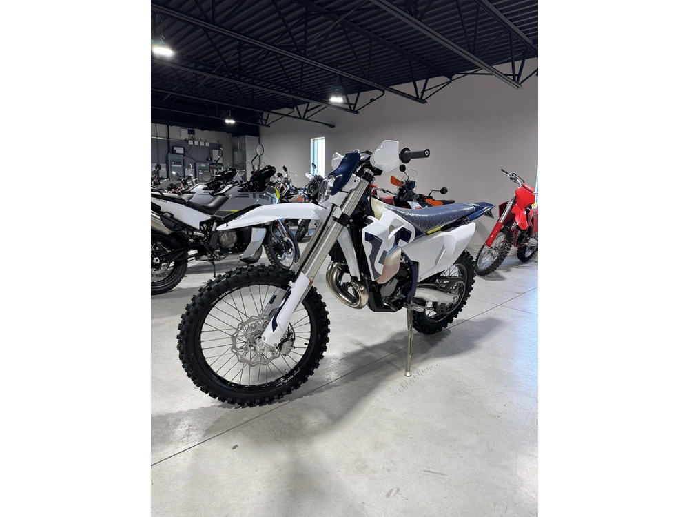 Husqvarna Te 300 2026 alt