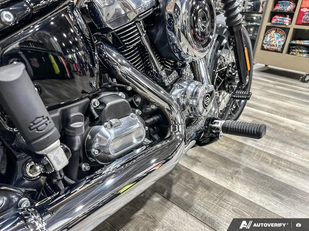 2026 Harley-davidson Street Bob alt