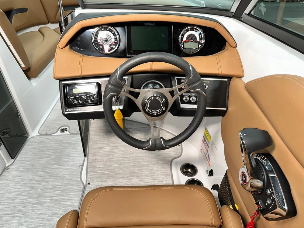 Four Winns Hd5 Mercruiser 6.2l / Bravo 3 2025 alt