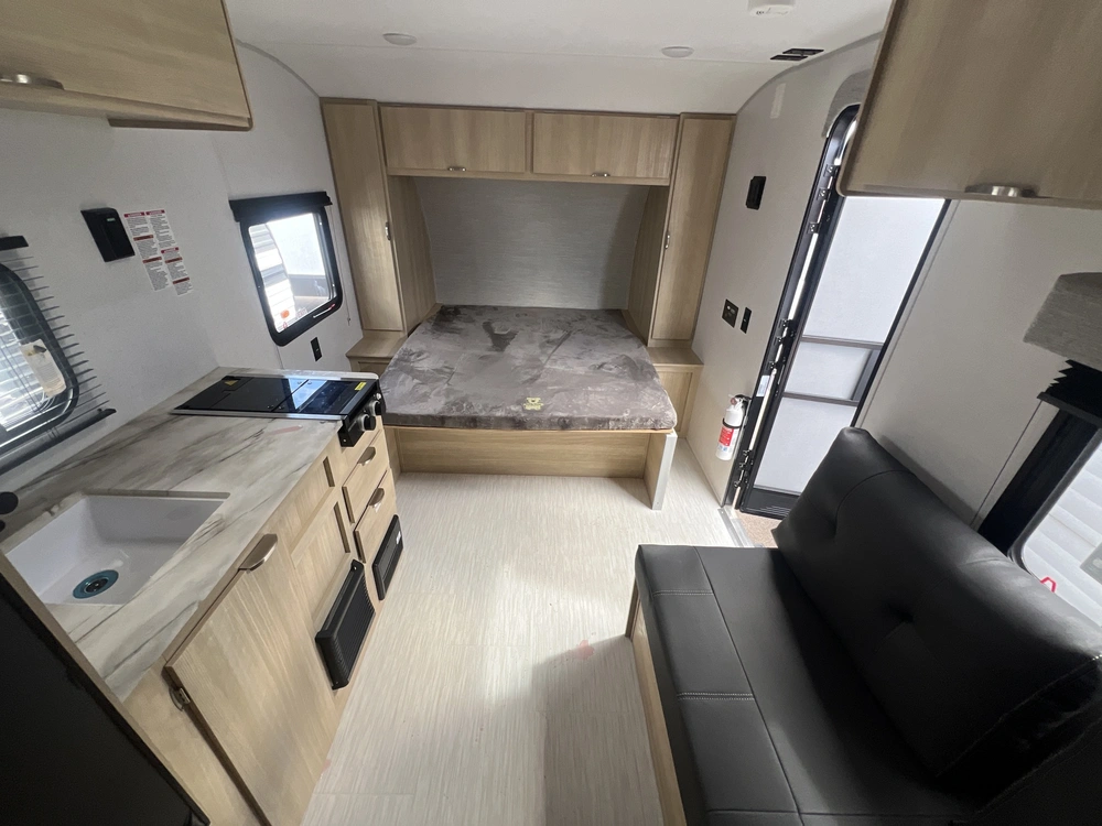 2024 Forest River Wildwood 164rble alt