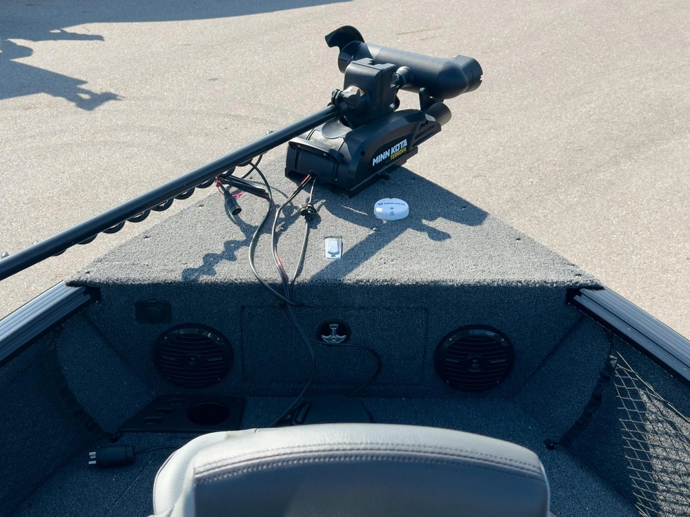 2025 Lund 1775 Impact Xs Sport
