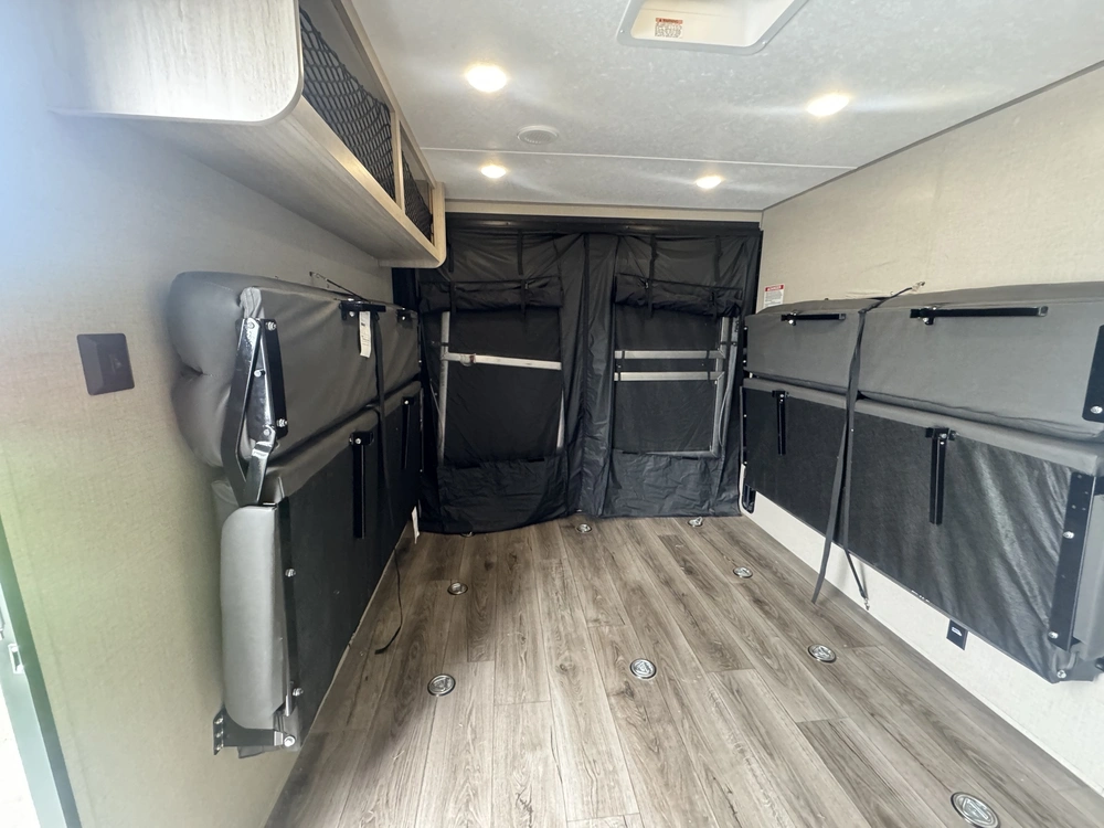 2023 Coachmen Catalina Trail Blazer 29ths alt