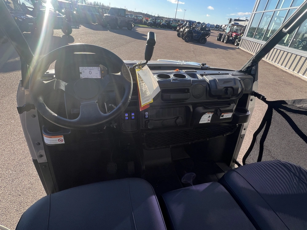 2025 Argo Magnum Xf1000 alt